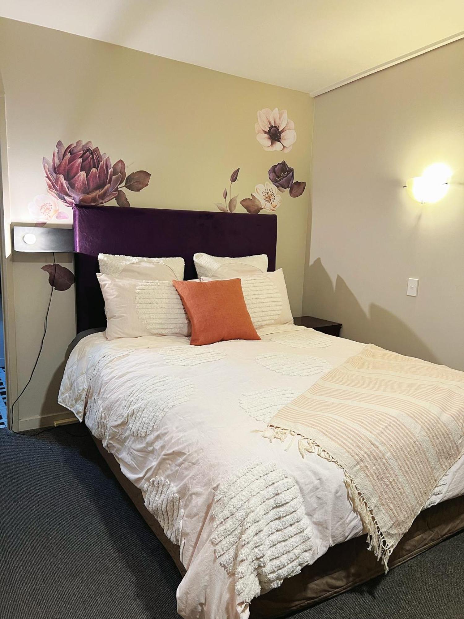 Cosy Motel Studio Apartment In Central City-Up To 2 Beds クライストチャーチ エクステリア 写真